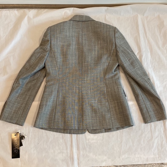 Kasper Womens Gray Suit Jacket Size 2P - Picture 2 of 6